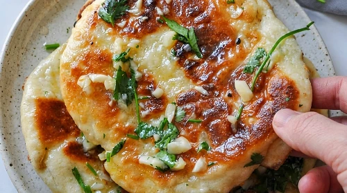 Cheese Garlic Naan