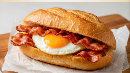 Egg & Bacon Roll