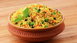 VEGETABLE BIRYANI