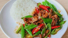 Stir-Fried Spicy Beef with Rice