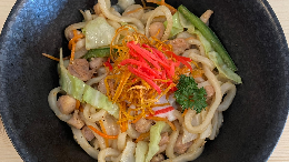 獭皮鸡肉炒乌冬 Tapii Chicken Udon