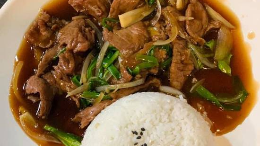 Beef with Ginger and Spring Onion with Rice