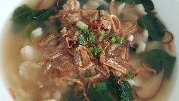 面粉糕 (汤) Mee Hoon Kueh (Soup)