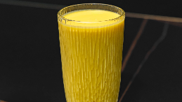 MANGO LASSI