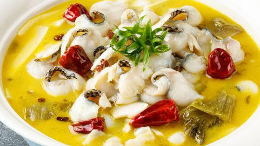 Savory Pickled Cabbage Soup with Black Fish Fillet