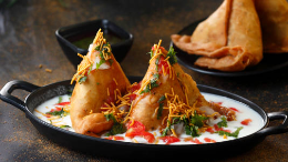 SAMOSA CHAAT