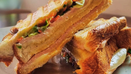 hot pressed ham sandwich 火腿熱壓三文治