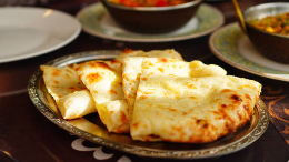 CHEESE GARLIC NAAN